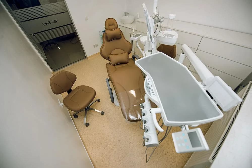 Cabinet implantologie Rose Dental Expert – tehnologie modernă pentru planificare precisă